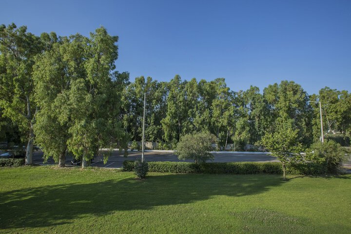Hotel Exterior 134 of 177