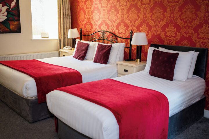 Room 40 of 70