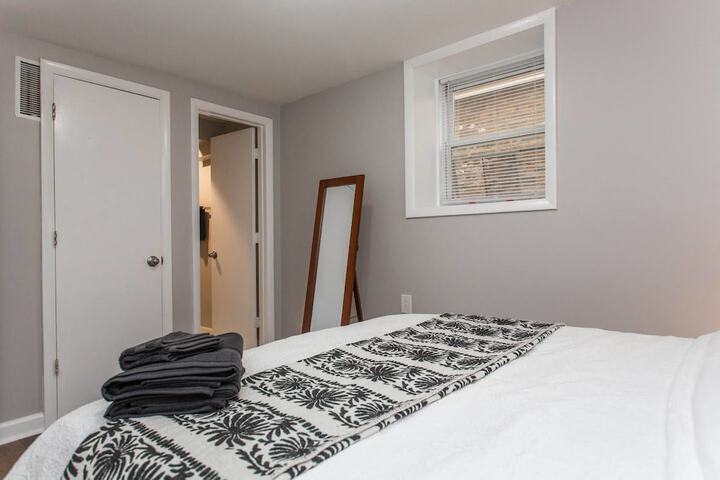 Room 12 of 29