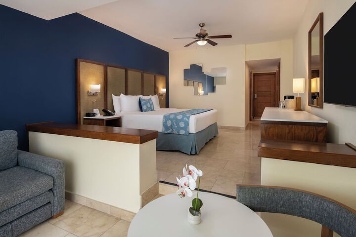 Room 26 of 131