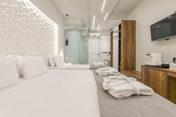 Room 12 of 68