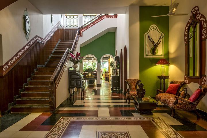 Guest Lobby