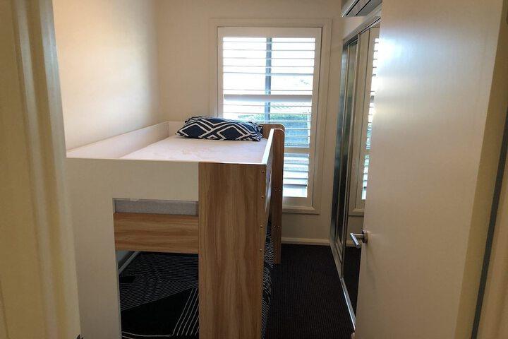 Room 2 of 25