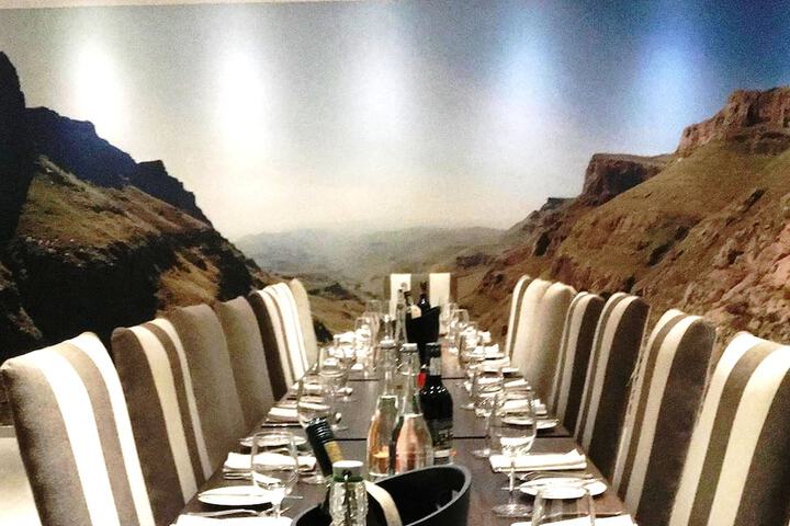Dining 53 of 96