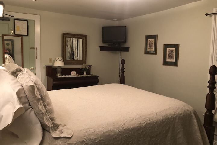 Room 11 of 62