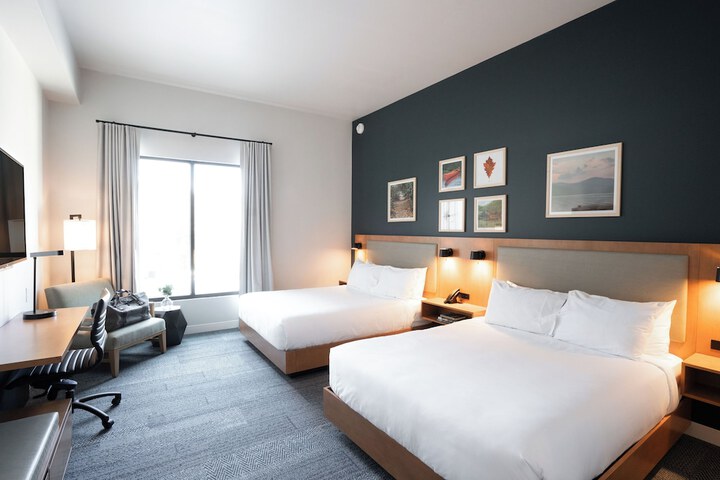 Room 21 of 49