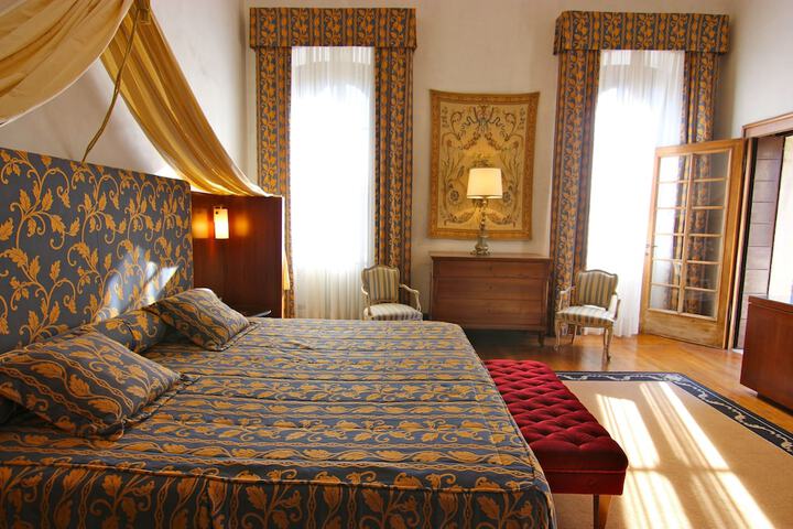 Room 59 of 175