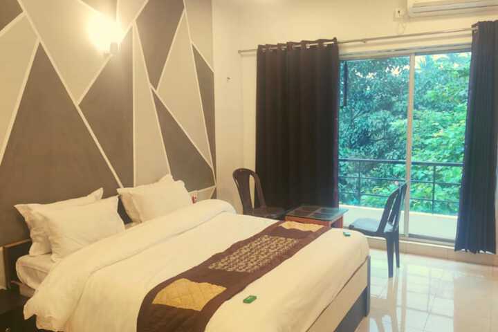 Room 2 of 42