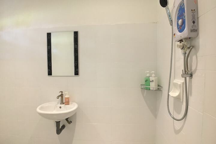 Room 40 of 50