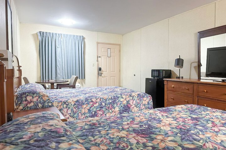 Room 40 of 95