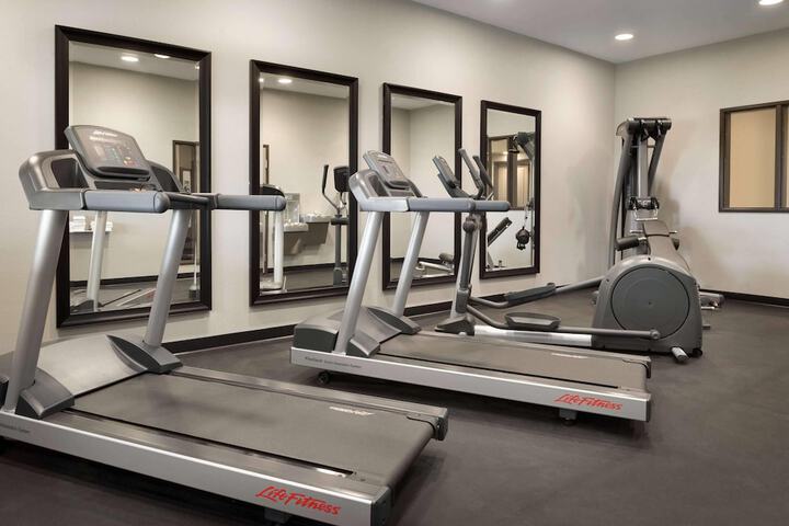 Hotel Gym Photos