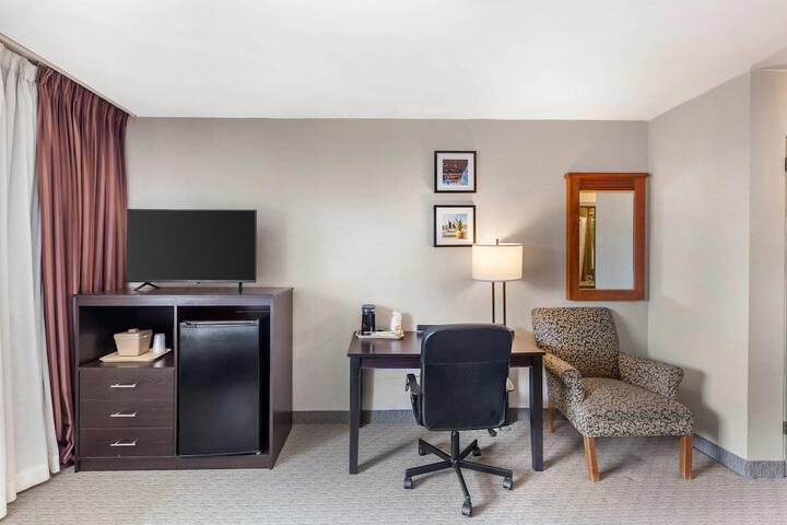 Room 18 of 44