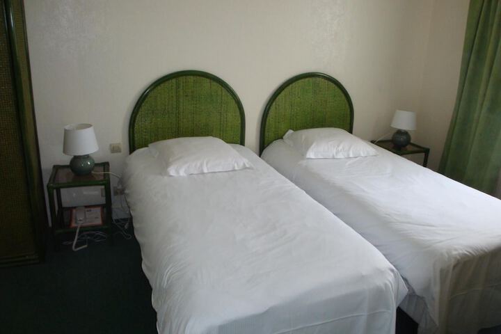 Room 22 of 37