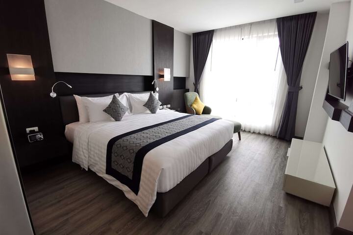 Room 25 of 74