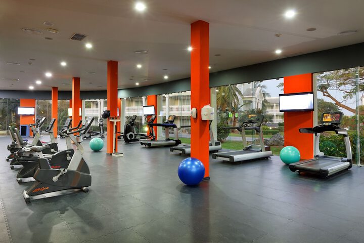 Health and Fitness 100 of 272