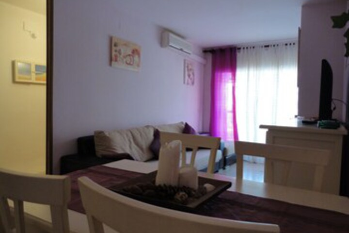 Room 10 of 34