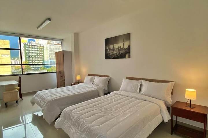 Room 9 of 36