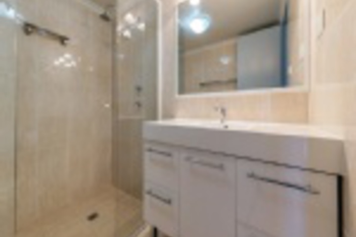 Room 181 of 216