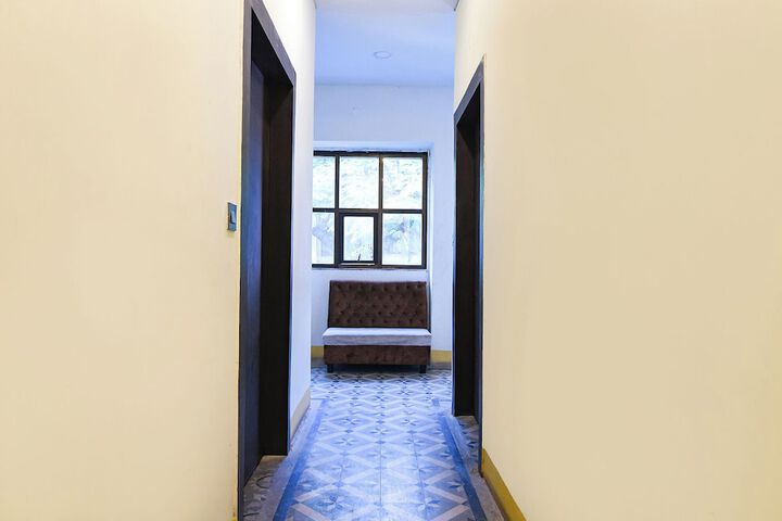 Hotel Interior 4 of 39