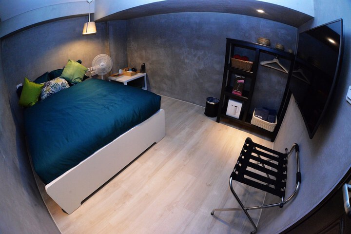 Room 58 of 313
