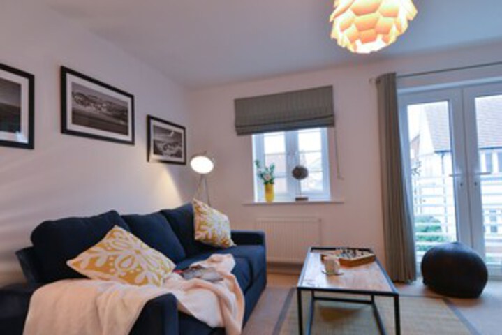 Room 17 of 27
