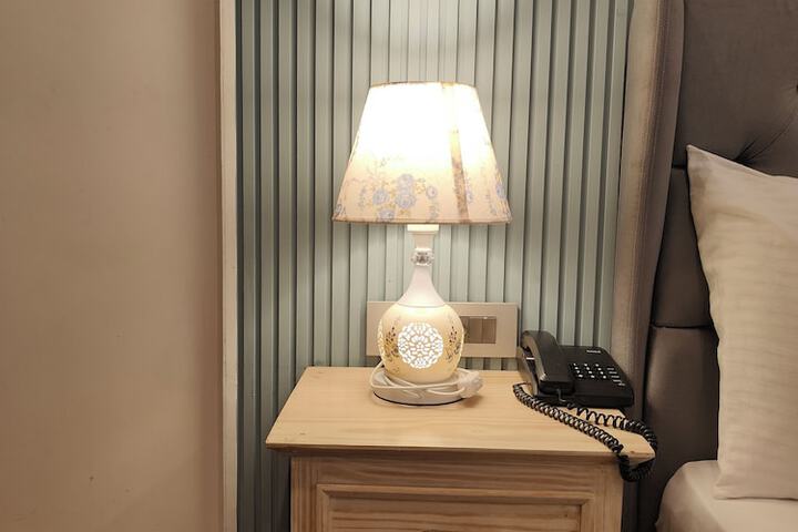 Room 20 of 53