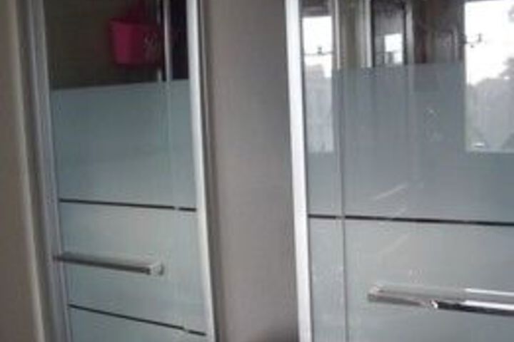 Room 3 of 44