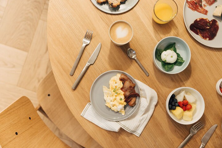 Breakfast/Coffee Service 50 of 61