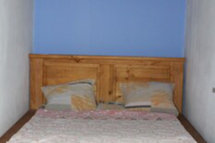 Room 33 of 61