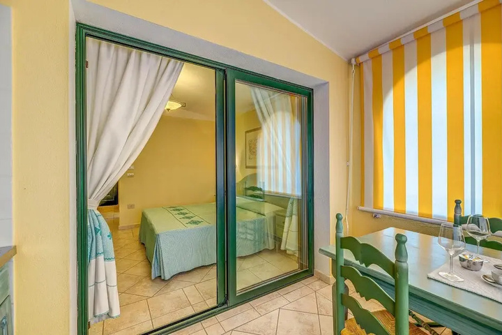 Room 3 of 14