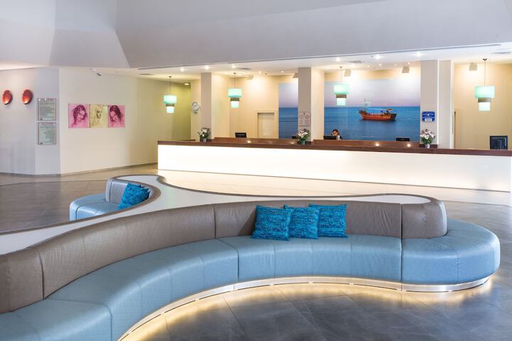 Hotel Lobby