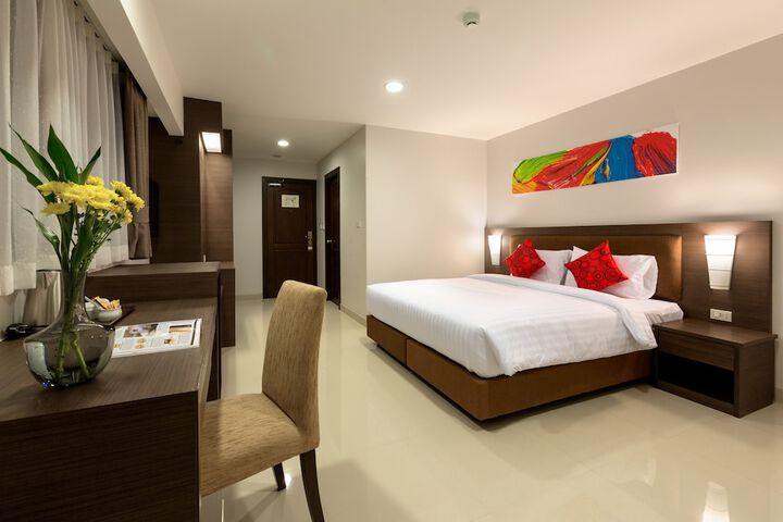 Room 19 of 103