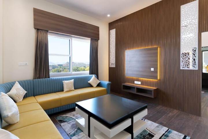 Room 16 of 31