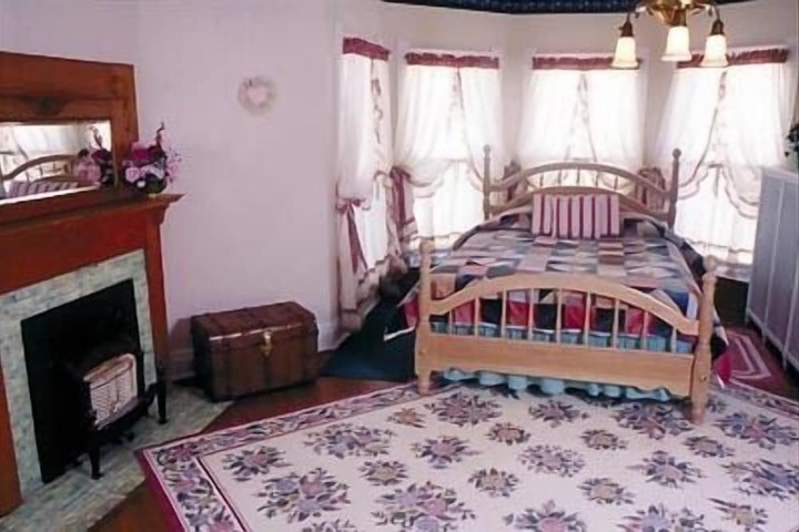 Room 17 of 59