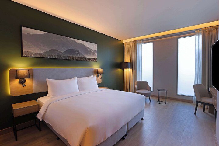 Room 64 of 223