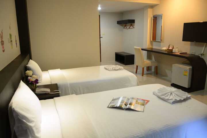 Room 2 of 64