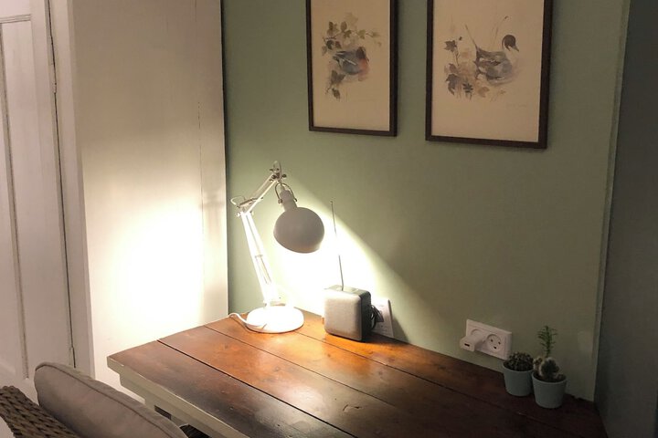 Room 17 of 76