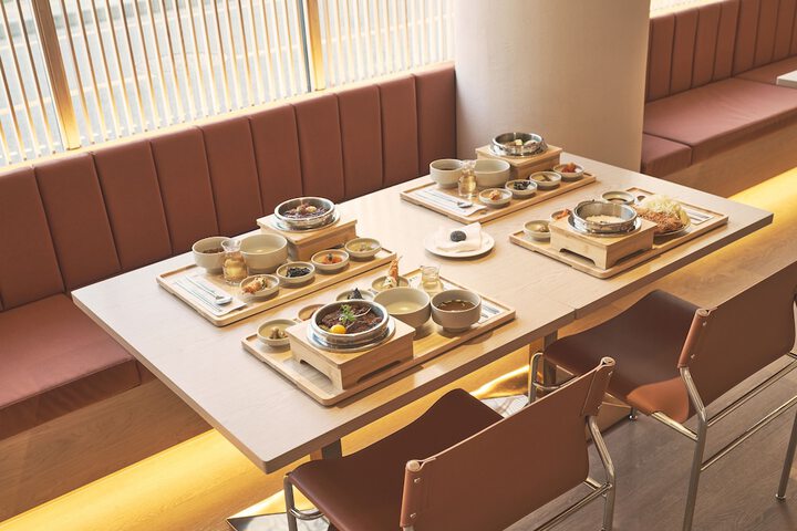 Dining 132 of 142