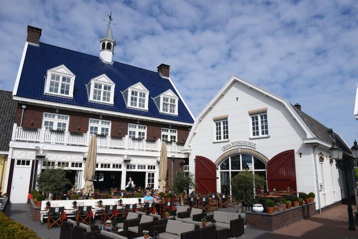 Hotel 66 of 71