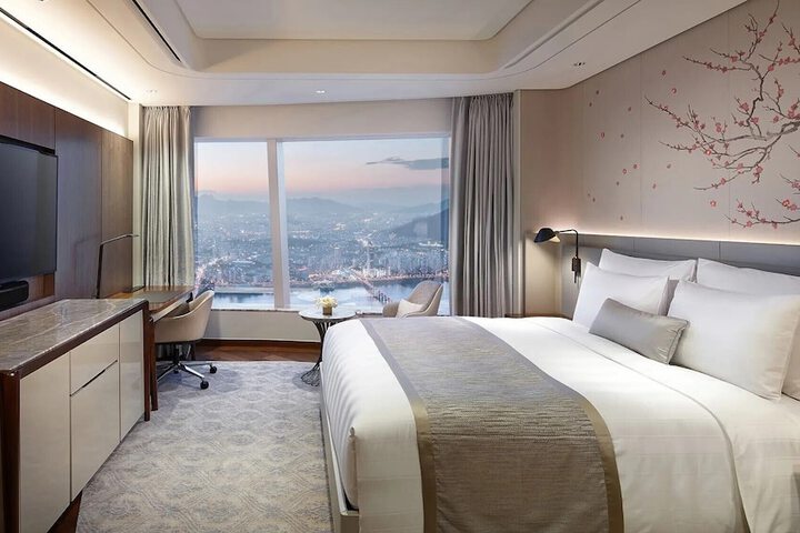 Room 48 of 124