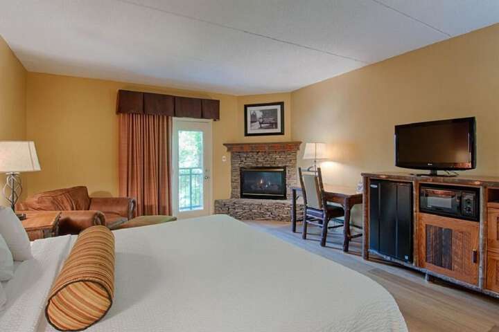 Room 12 of 42