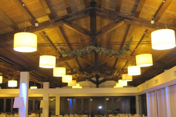 Ballroom/Hall 66 of 80