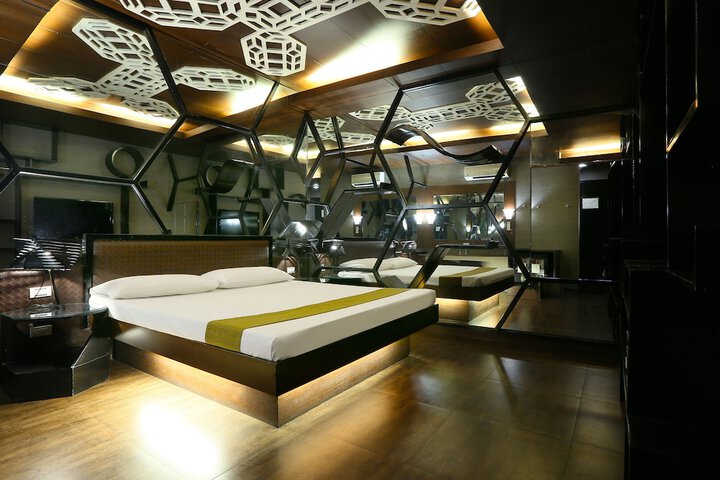 Room 8 of 56