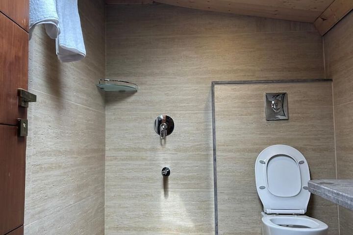 Room 29 of 47
