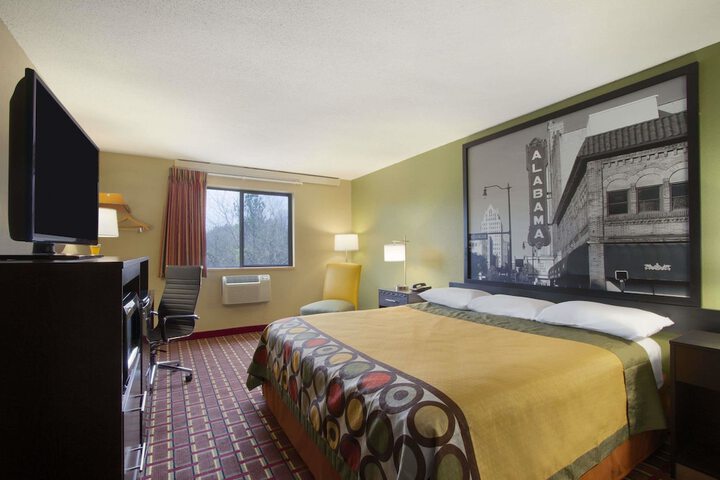 1 King Bed (7 of 12)