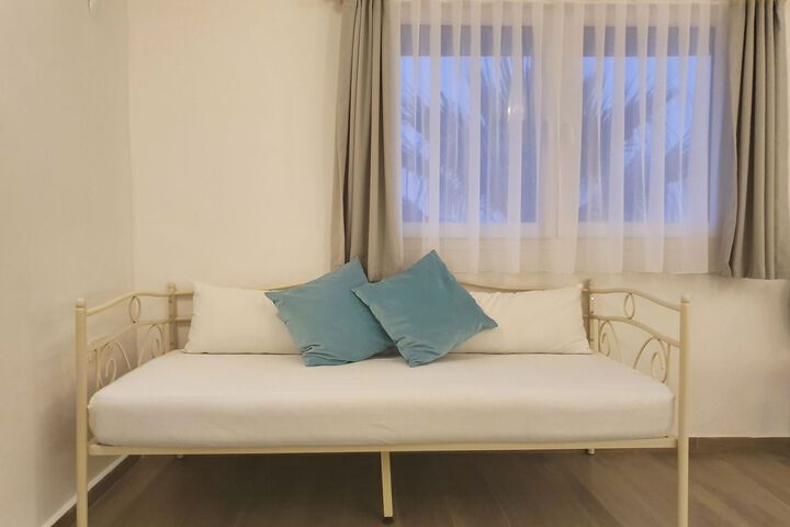 Room 59 of 65