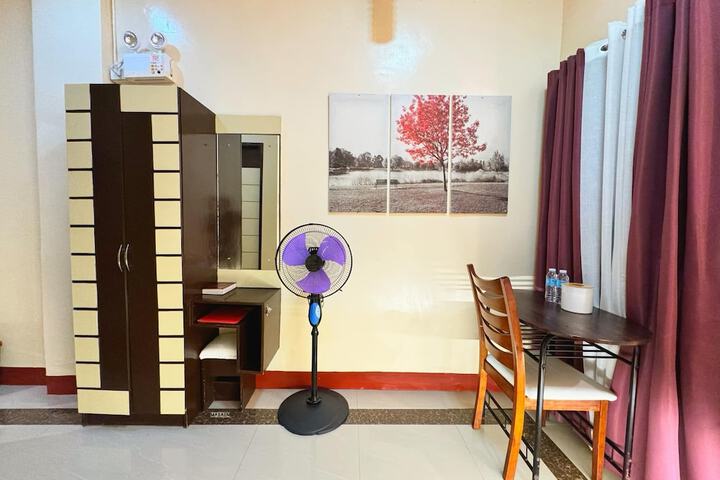 Room 17 of 46