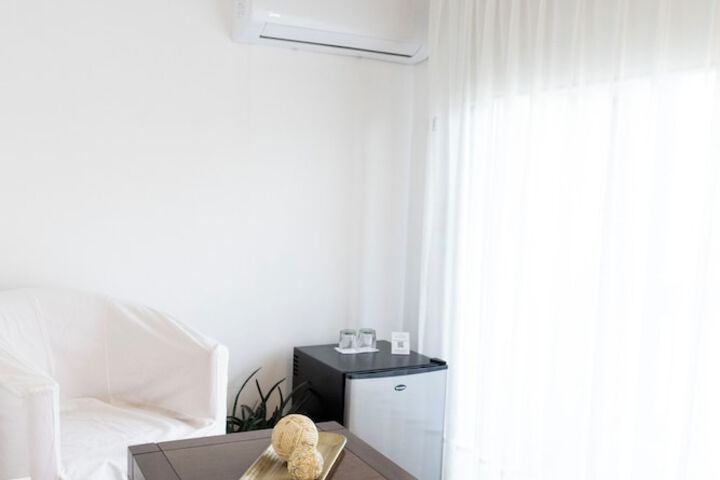 Room 21 of 50