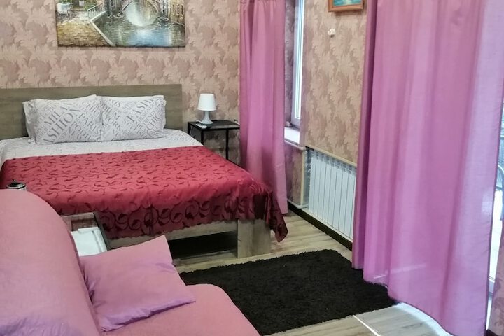 Room 24 of 46
