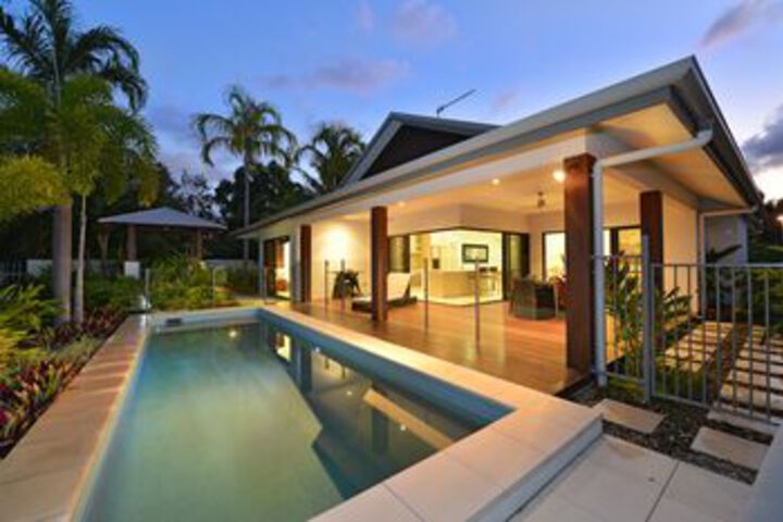 Pool 26 of 32